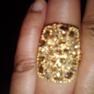 NATURAL CHAMPAGNE  DIAMOND RING IN YELLOWGOLD. 5.00 CARATS.